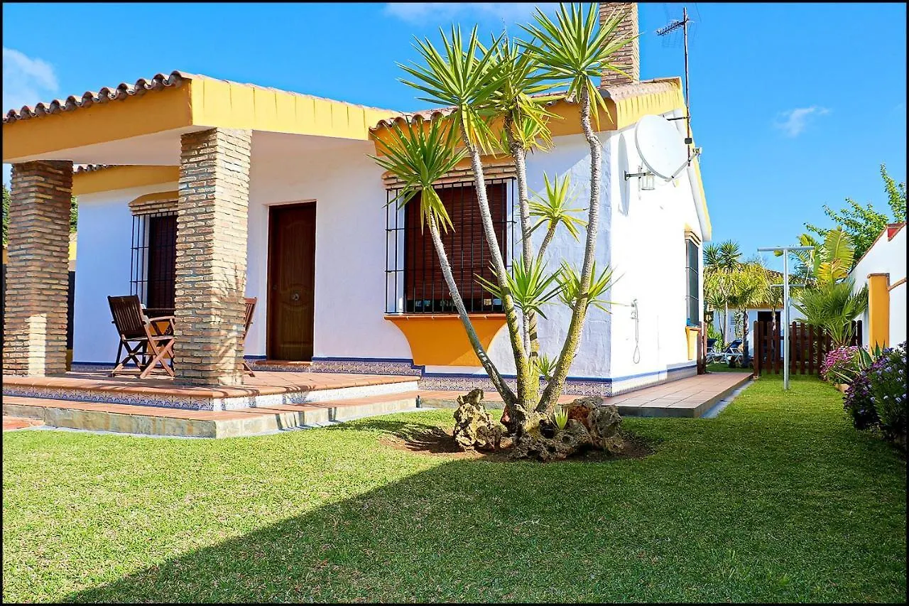 Chalet Con Piscina En Roche Viejo Conil De La Frontera